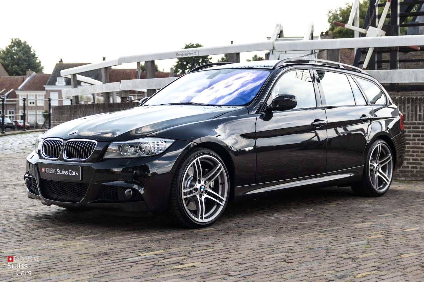BMW 3-serie Touring - 335xi High Executive|Pano.|M-pakket|€33.054,- Ex Btw. - AutoWereld.nl
