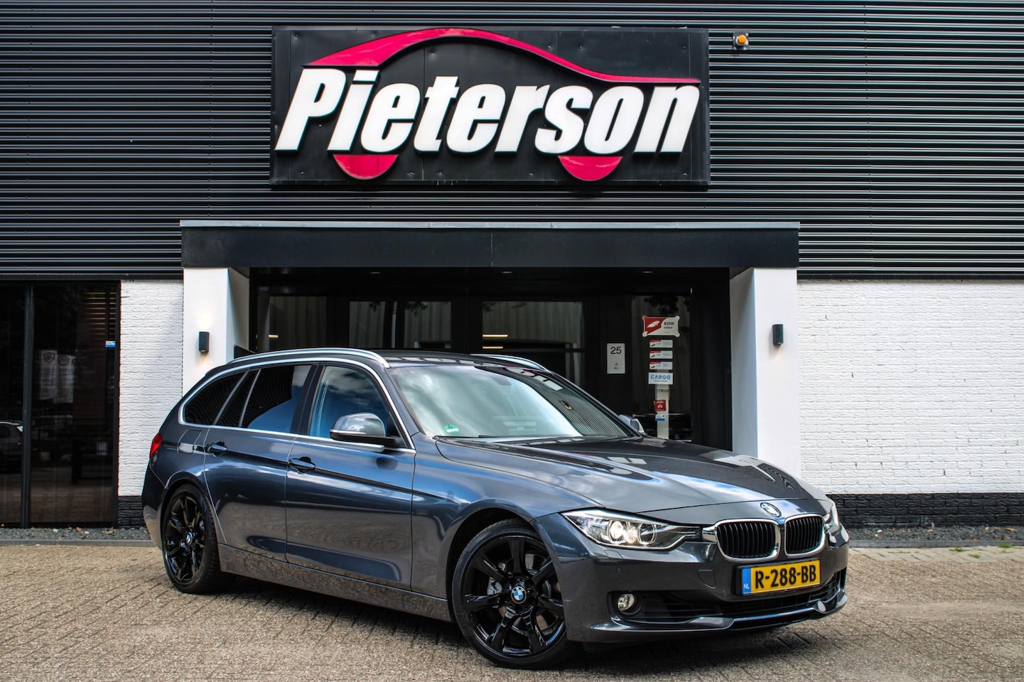 BMW 3-serie Touring - 328i High Executive TREKHAAK XENON - AutoWereld.nl