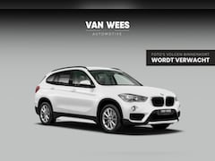 BMW X1 - sDrive18i F48 Executive Editon | 2e eigenaar | LED | Sportstoelen | Sportstuur | DAB | Nav