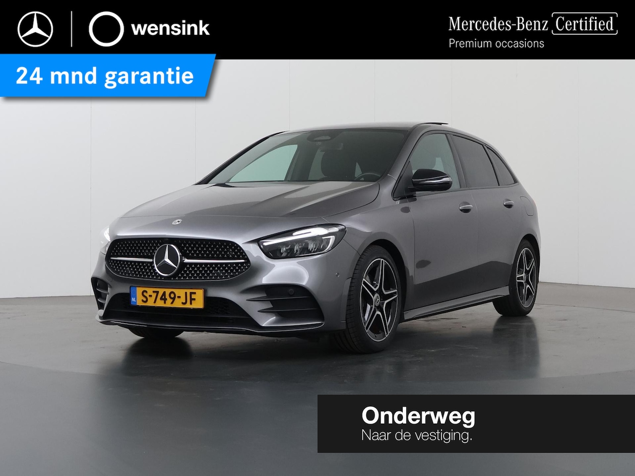 Mercedes-Benz B-klasse - 180 AMG Line | Night | Panoramadak | Distronic | Sfeerverlichting | Stoelverwarming | Park - AutoWereld.nl