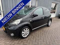 Toyota Aygo - 1.0-12V Dynamic Navigator