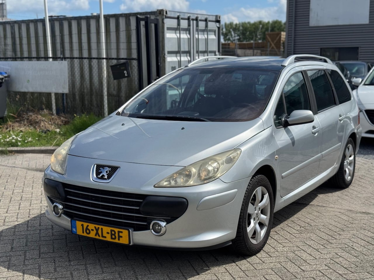 Peugeot 307 SW - 1.6-16V Premium Pano Clima - AutoWereld.nl