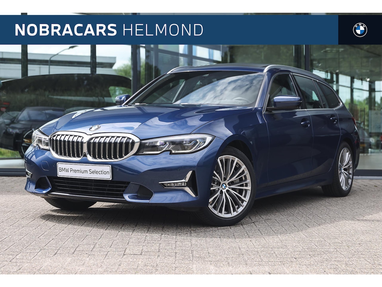BMW 3-serie Touring - 330i High Executive Luxury Line Automaat / Panoramadak / Trekhaak / Laserlight / Sportstoe - AutoWereld.nl