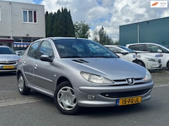 Peugeot 206 - 1.4 Gentry/5drs/Airco/ eerste eigenaar