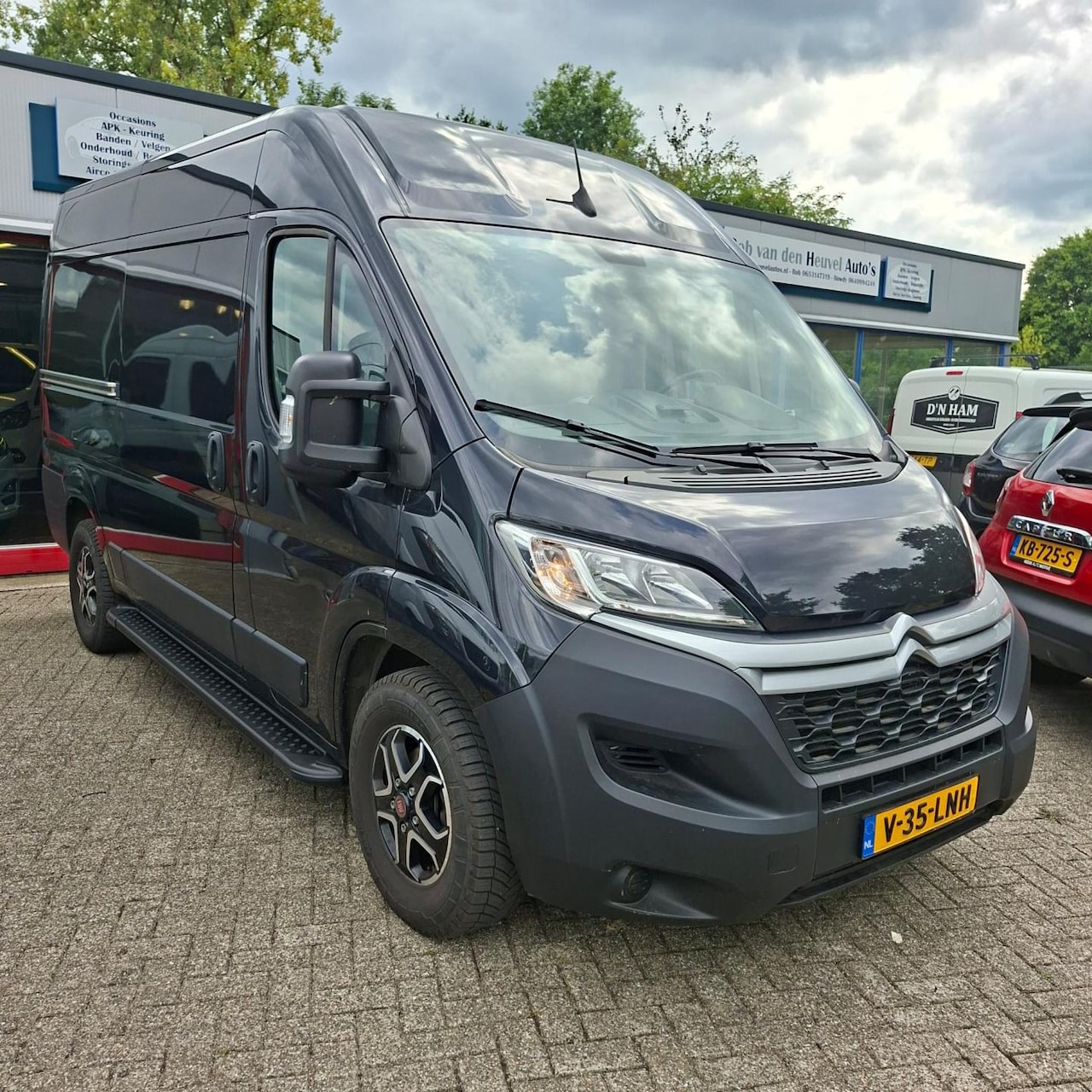 Citroën Jumper - 2.2 BlueHDi 140 L2H2 3.5t bj 7-2023 26000 km - AutoWereld.nl