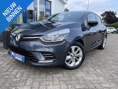 Renault Clio - 1.2 TCe Intens | 16" LM-velgen, Navigatie, Parkeersensoren, Keyless entry and go, Cruise c