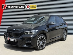BMW X1 - xDrive25e M-Sport Pano/Trekhaak/Camera/Apple