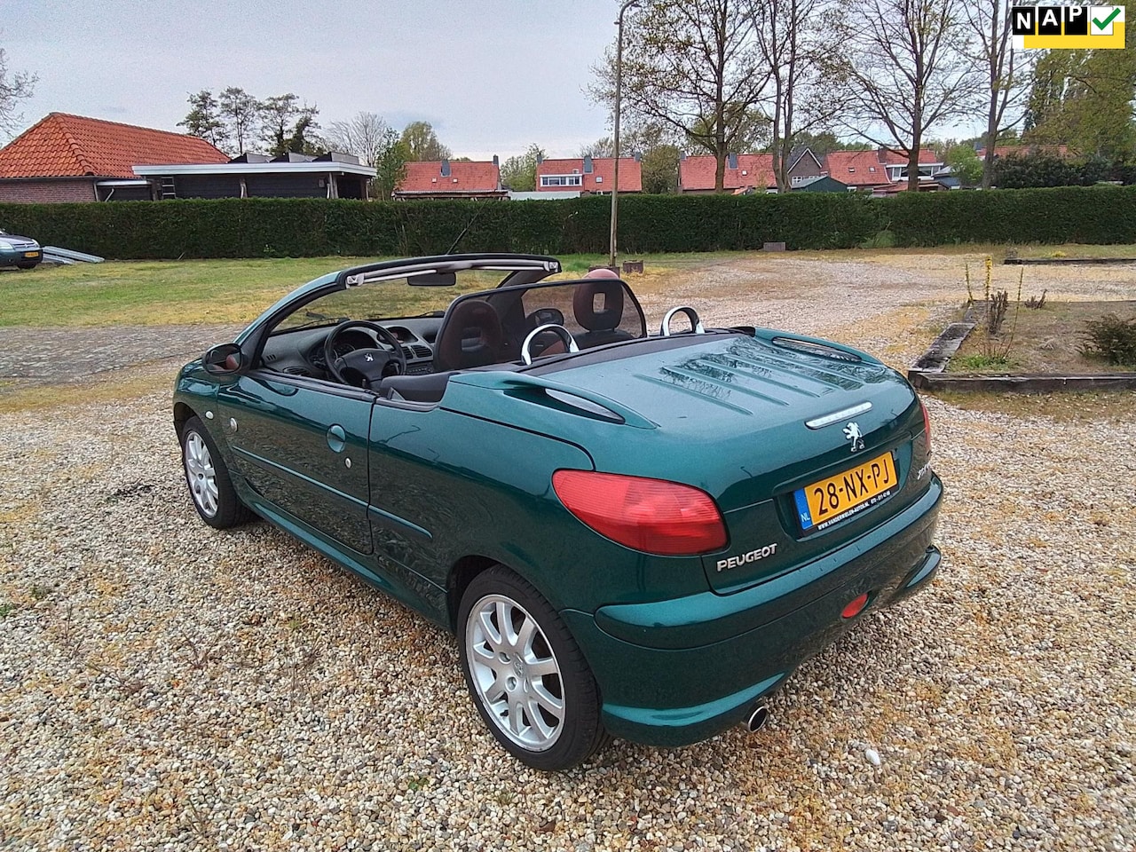 Peugeot 206 CC - 2.0-16V AIRCO ECC LMV LEERBEKLEDING ZEER LUX,s - AutoWereld.nl
