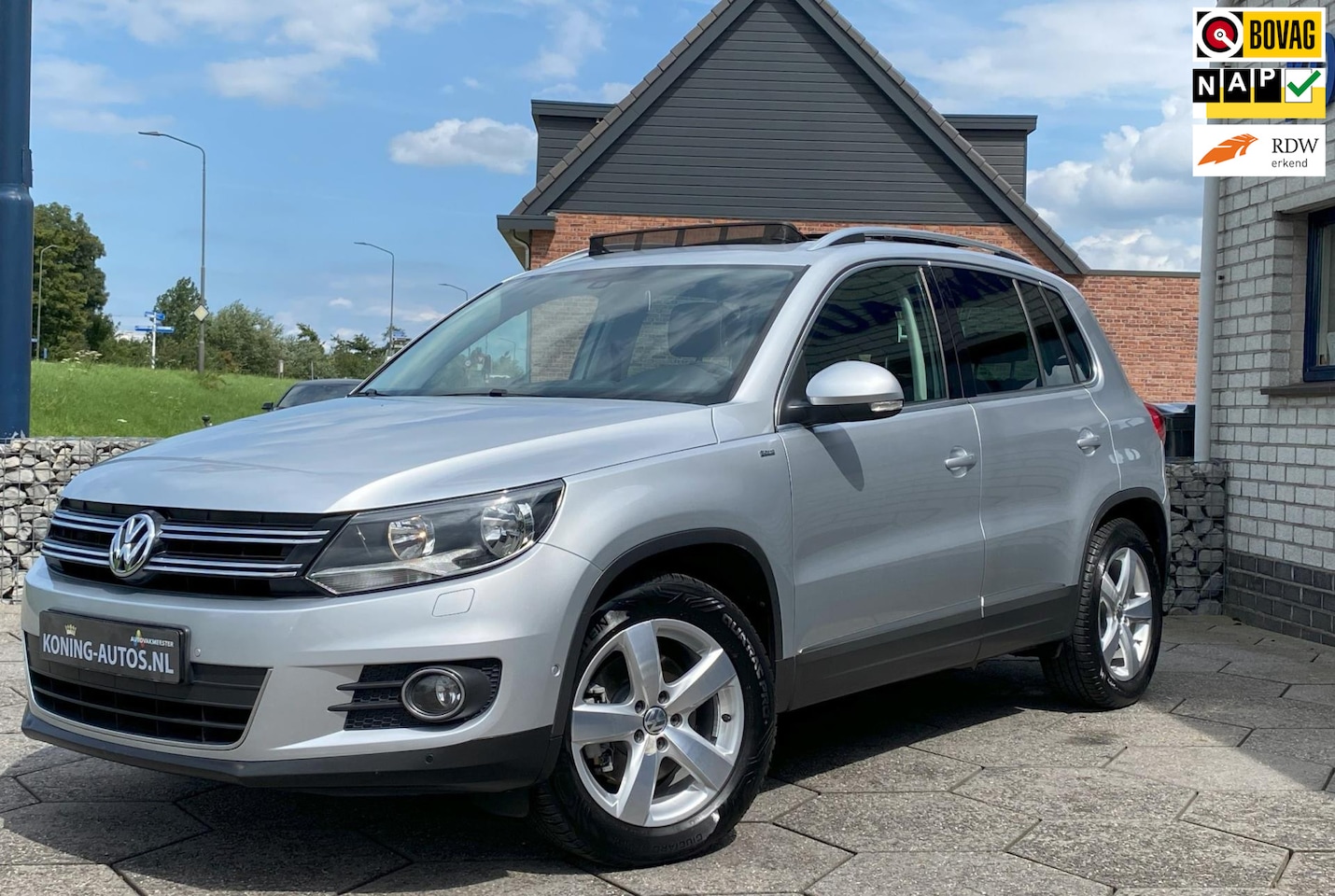 Volkswagen Tiguan - 1.4 TSI 160Pk Cup Edition/ Pano/ Clima/ PDC/ trekhaak - AutoWereld.nl