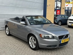 Volvo C70 Convertible - 2.4 Kinetic, cabrio, navigatie, pdc, trekhaak, leder, lichtmetaal, inruil mogelijk