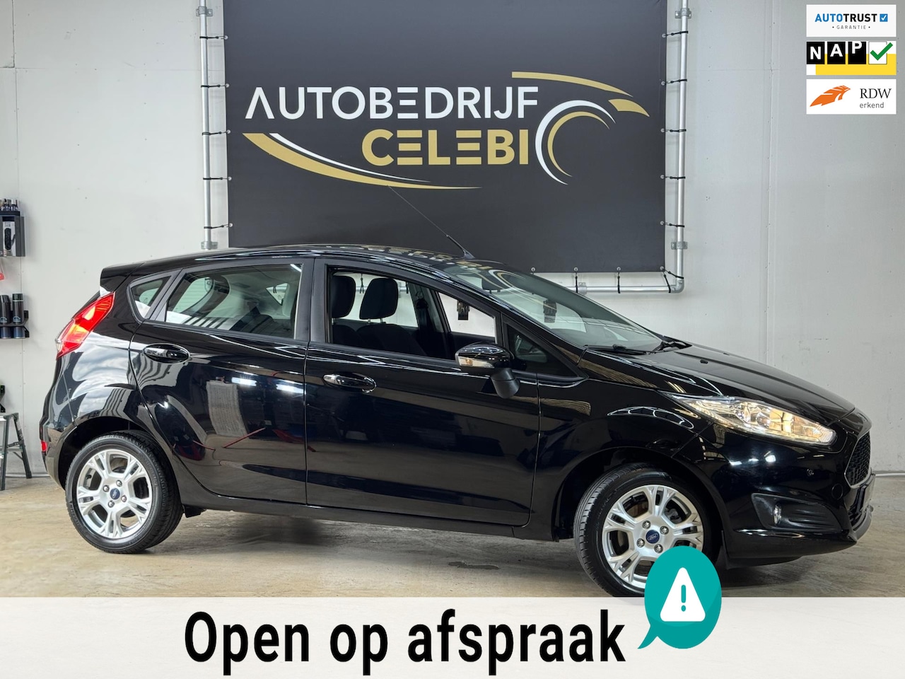Ford Fiesta - 1.0 Style Ultimate 2017 ZWART NAP|CRUISE|AIRCO - AutoWereld.nl