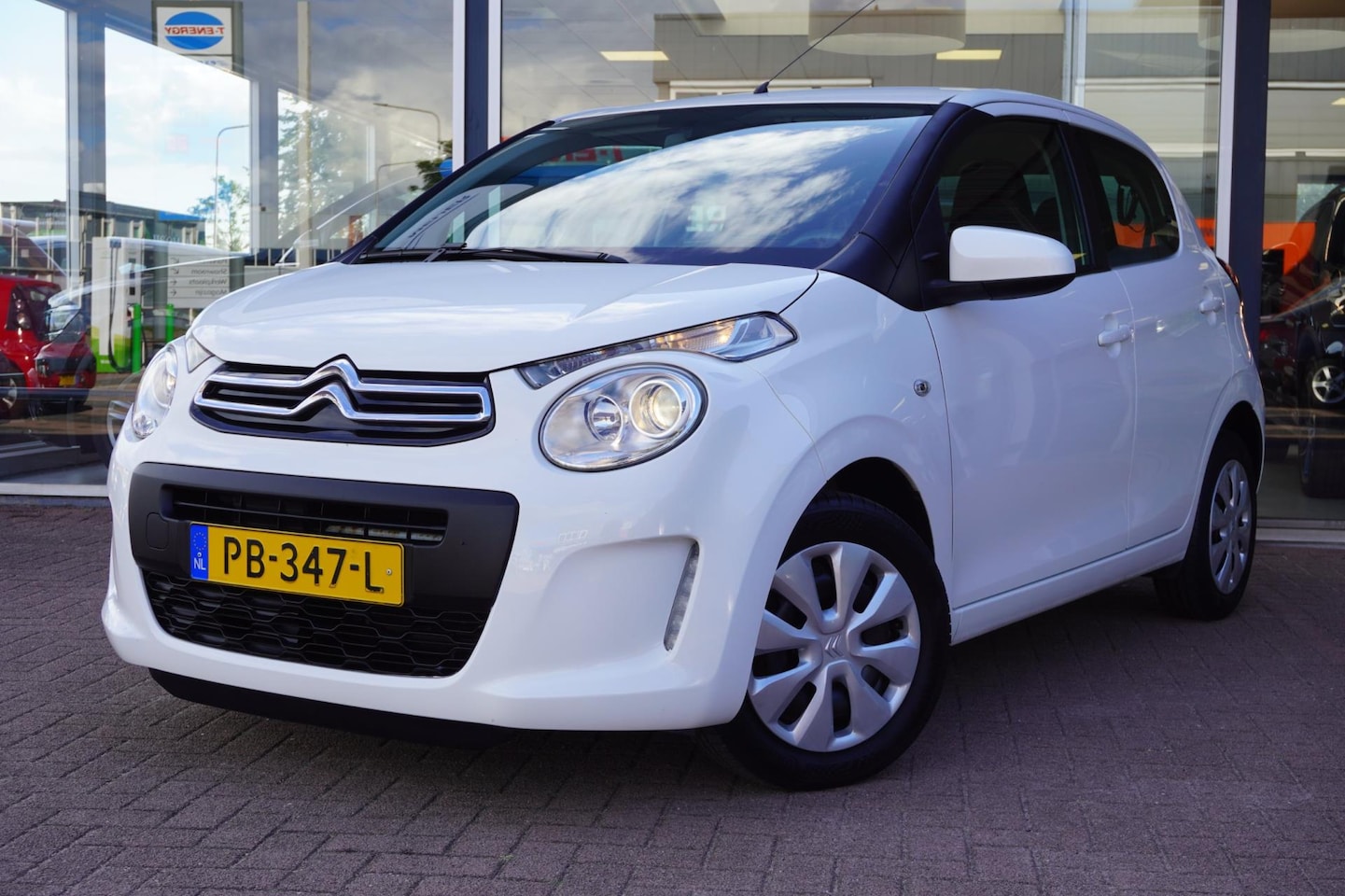 Citroën C1 - 1.0 e-VTi Feel | 5deurs | Carplay | Navigatie | Elek. Pakket | 2017 | Inruil mogelijk - AutoWereld.nl
