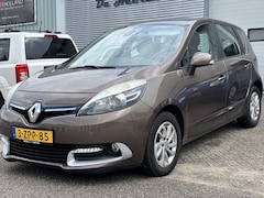 Renault Scénic - 1.2 TCe Expression 2e Eigenaar Navi