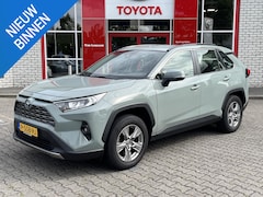 Toyota RAV4 - 2.5 HYBRID ACTIVE TREKHAAK PARKCAMERA APPLE/ANDROID NL-AUTO 1E-EIG DEALERONDERHOUDEN