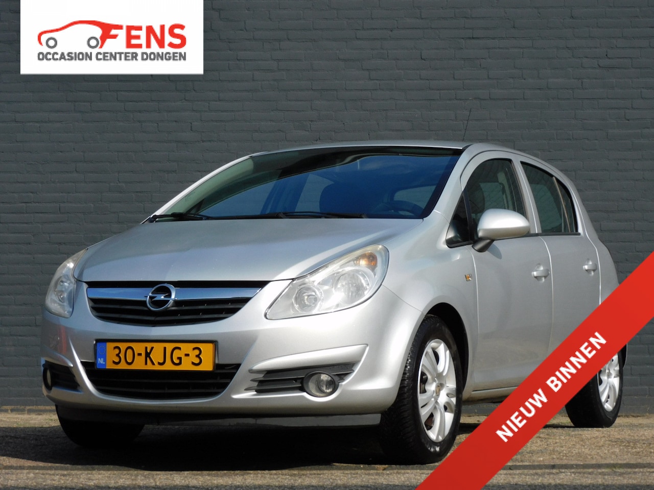 Opel Corsa - 1.4-16V Enjoy 2e EIGENAAR! AIRCO! INBOUW FIETSDRAGER !! - AutoWereld.nl