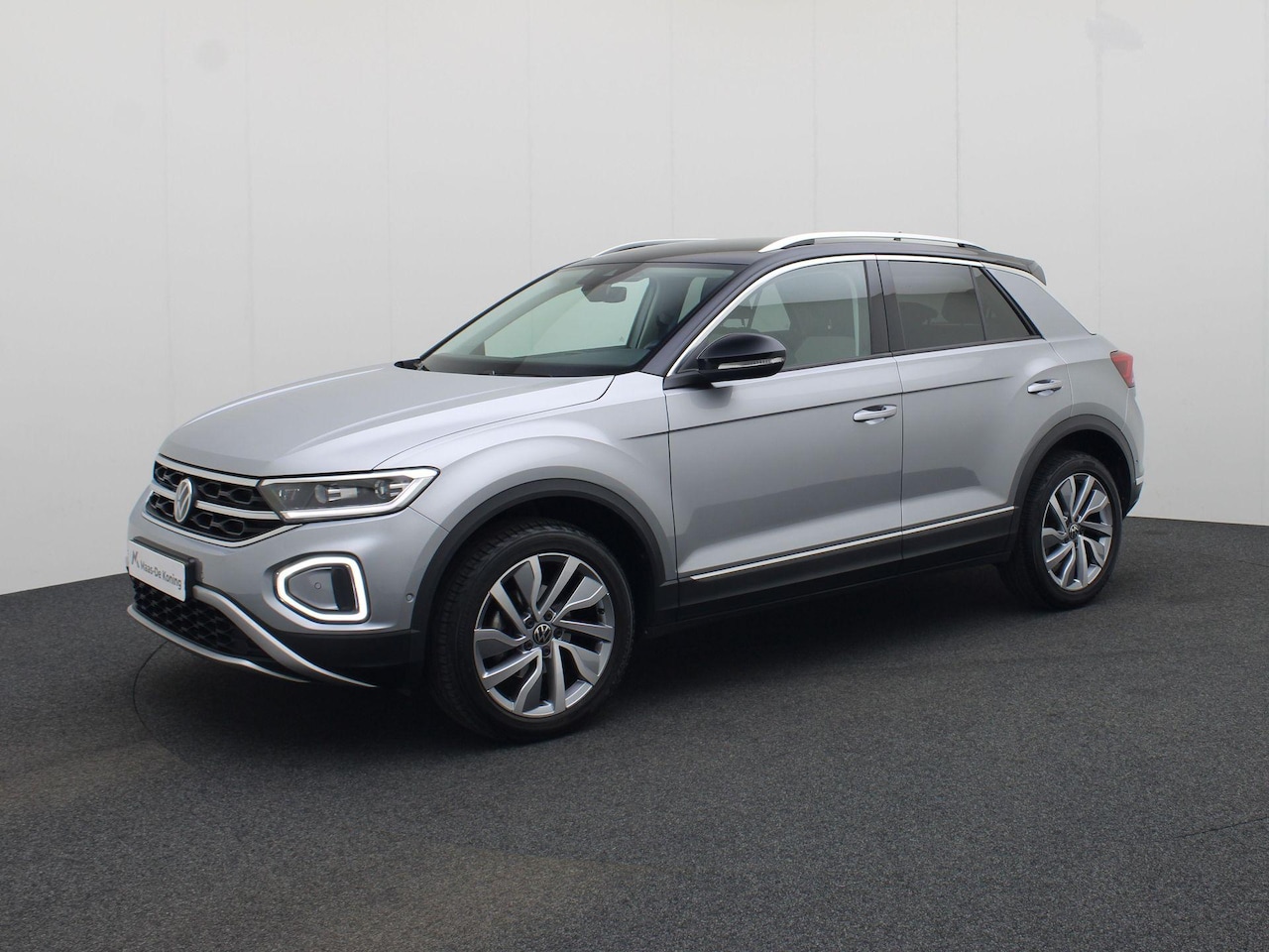Volkswagen T-Roc - 1.5TSI/150PK Style DSG · Navigatie · Camera + Parkeersensoren · Stoelverwarming · Garantie - AutoWereld.nl