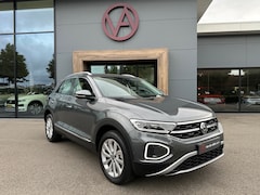 Volkswagen T-Roc - 1.5 TSI 150pk DSG Style Carplay | Camera | Keyless | Elek. Achterklep | Rijklaar incl. gar