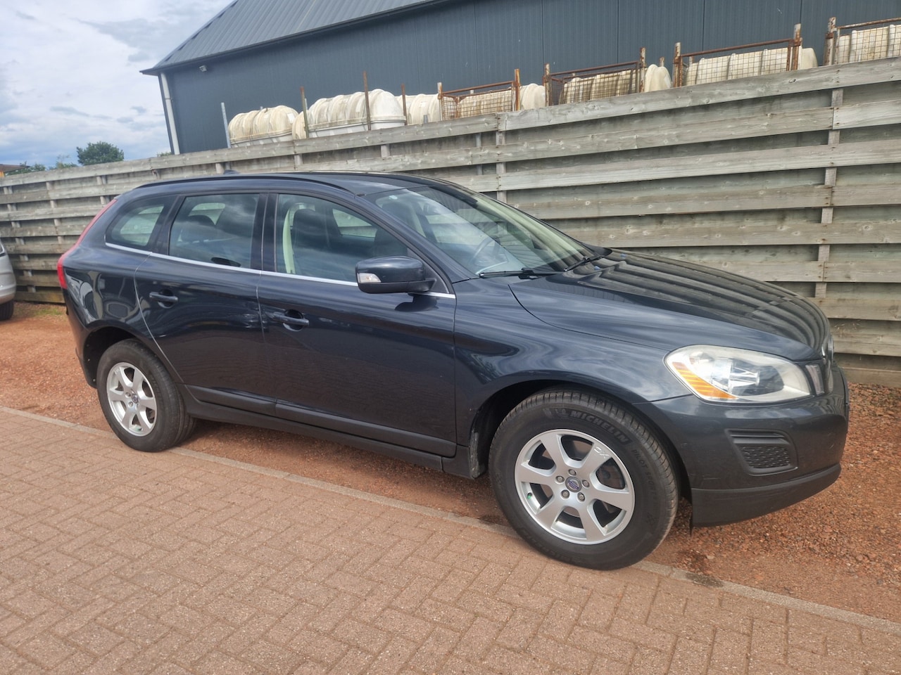 Volvo XC60 - 2.4 D4 Navigatie, Trekhaak - AutoWereld.nl