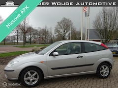 Ford Focus - 1.6-16V Futura 3DRS, '04 |Clima|Leder|LM wielen