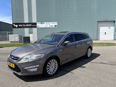 Ford Mondeo Wagon - 1.6 EcoBoost Platinum 6-Bak 161 PK. Zeer mooie en goed onderhouden auto van de eerste eige