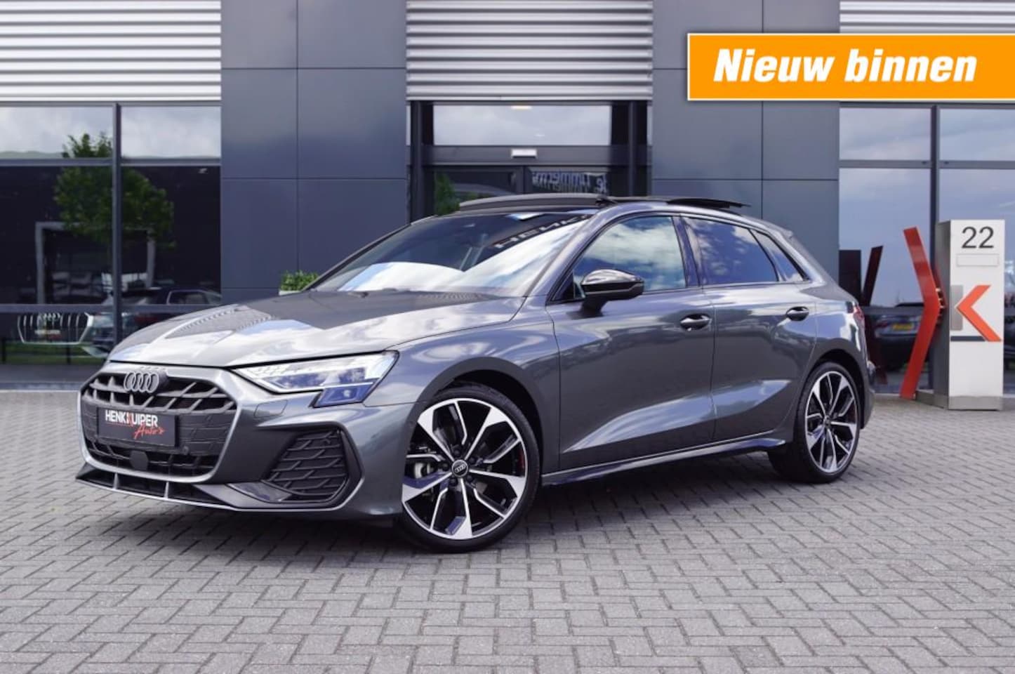 Audi A3 Sportback - Sportback 35 TFSI S-Tronic S-Line facelift/ Panodak/ 19Inch LM/Camera - AutoWereld.nl