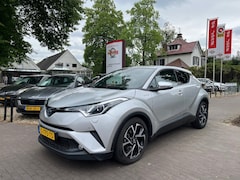 Toyota C-HR - 1.8 HYBRID EXECUTIVE / LEDER / CAMERA / NAVI / TREKHAAK / 18'' LMV