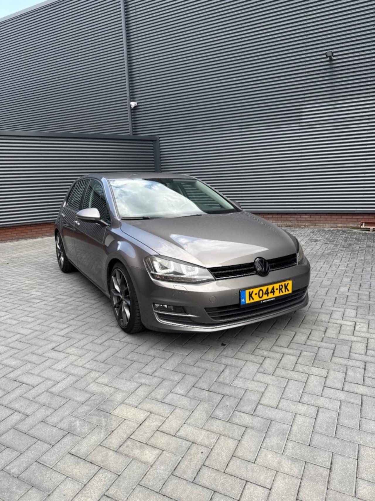 Volkswagen Golf - 1.2 Trendline - Stoelverwarming - Clima - AutoWereld.nl
