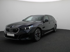 BMW i5 Touring - eDrive40 M Sportpakket Pro | Panoramadak | Stoelverstelling elektrisch met memory | Bowers