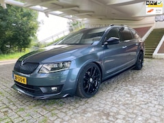 Skoda Octavia Combi - 2.0 TDI Stage1 Greentech Style Businessline