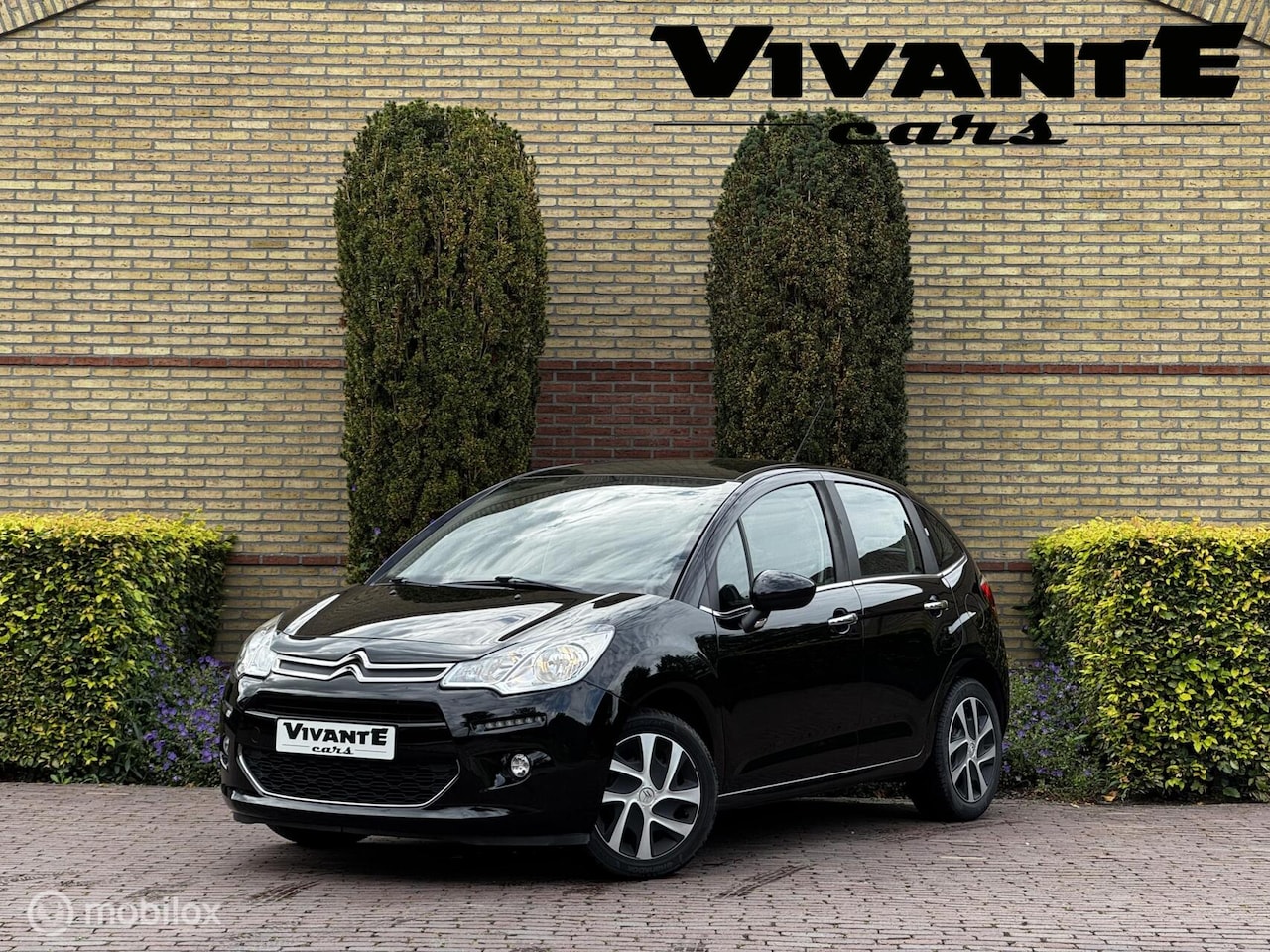 Citroën C3 - 1.2 PureTech Feel Edition AUT. 1e Eig*Cruise*Clima - AutoWereld.nl