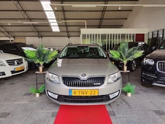 Skoda Octavia Combi - 1.6 TDI Businessline NAVI 2014