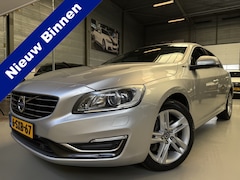 Volvo V60 - 2.4 D6 AWD Plug-In Hybrid Summum Cruise, Camera, Pano