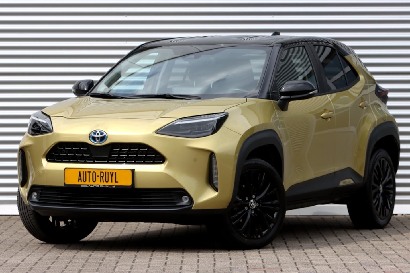 Toyota Yaris Cross - 1.5 Hybrid Executive JBL / Head-Up - AutoWereld.nl