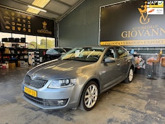 Skoda Octavia - 1.2 TSI Greentech Elegance Businessline INRUILEN MOGELIJK
