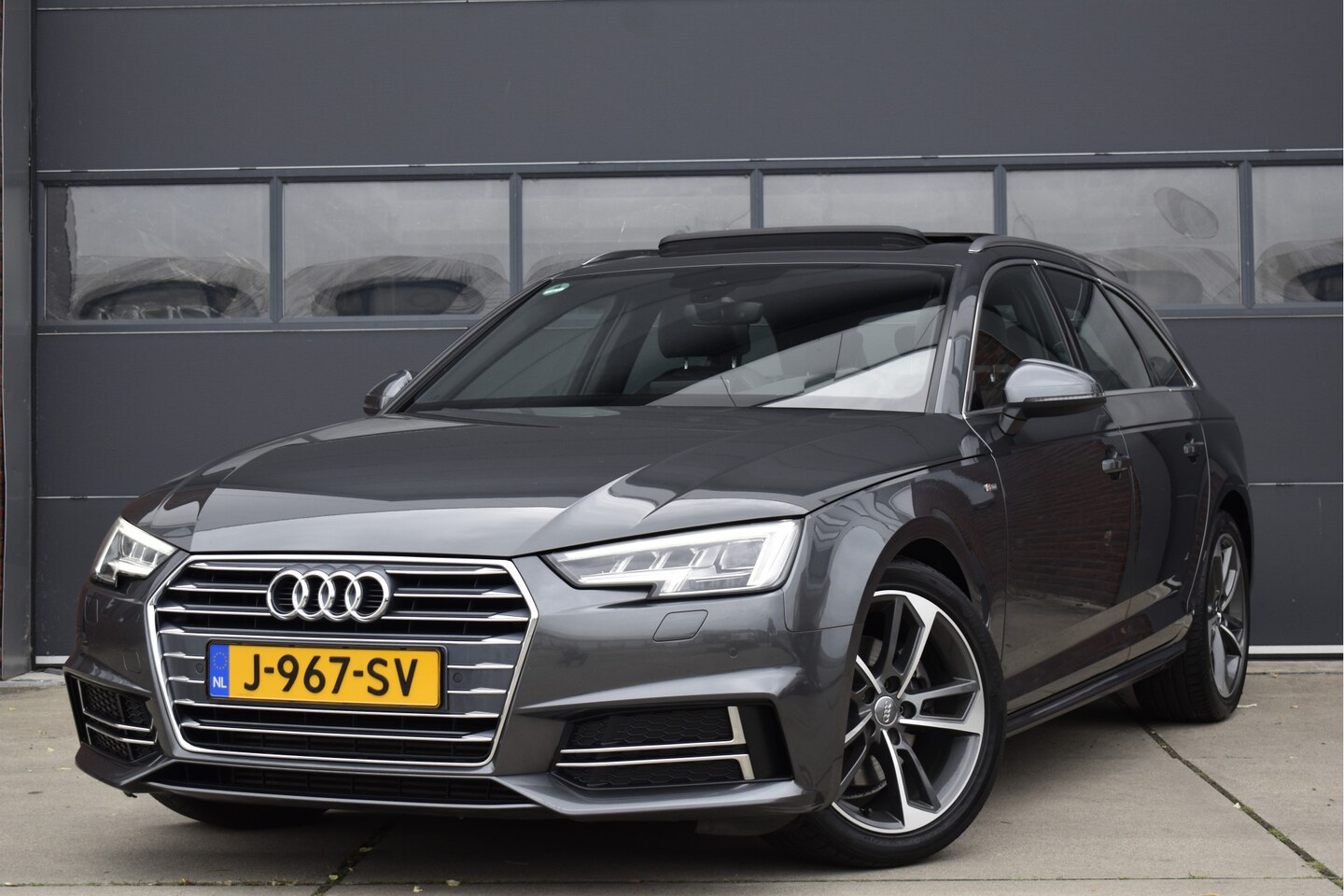 Audi A4 Avant - 2.0 TFSI ultra Sport Pro Line S Spring Advantage Pano - B&O - Virtual - Cruise - AutoWereld.nl