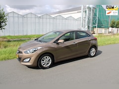 Hyundai i30 - 1.6 GDI i-Vision Automaat