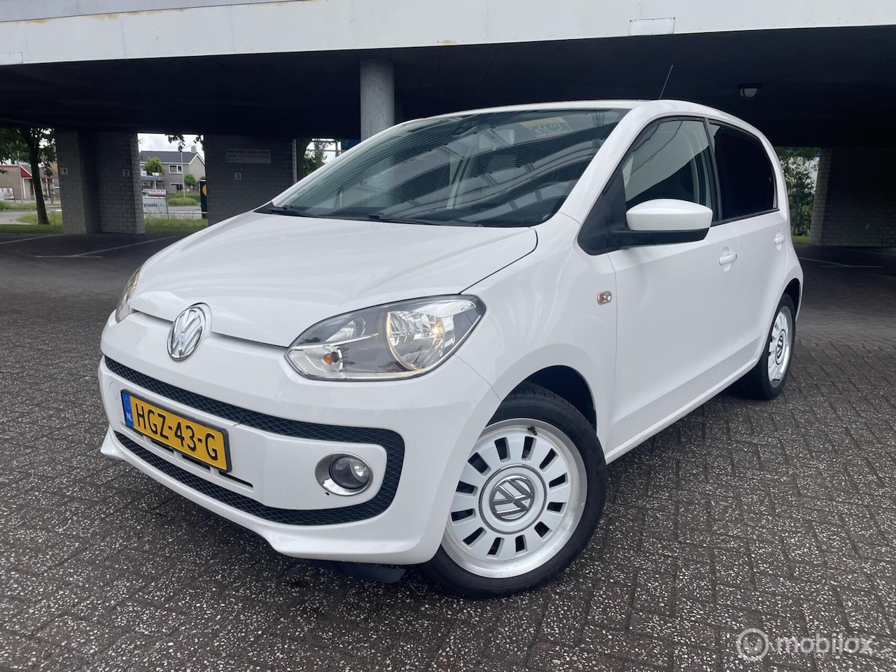 Volkswagen Up! - 1.0 high up! BlueMotion 1.0 high up! BlueMotion - AutoWereld.nl