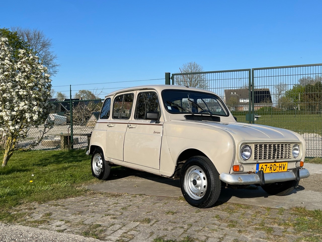 RENAULT 4 GTL