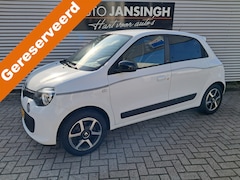 Renault Twingo - 1.0 SCe Limited met 8.875 km | Airco | Cruise | LM Velgen | Privacy glas | Unieke km stand