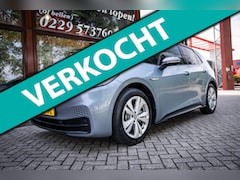 Volkswagen ID.3 - Business 58 kWh | Stoelverwarming | Stuurverwarming | Parkeerhulp | Navigatie | LED | Adap