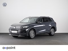Volkswagen Tiguan - 1.5 eTSI Life Edition 130 pk Automaat (DSG) | Navigatie | Elektr. trekhaak | Parkeersensor