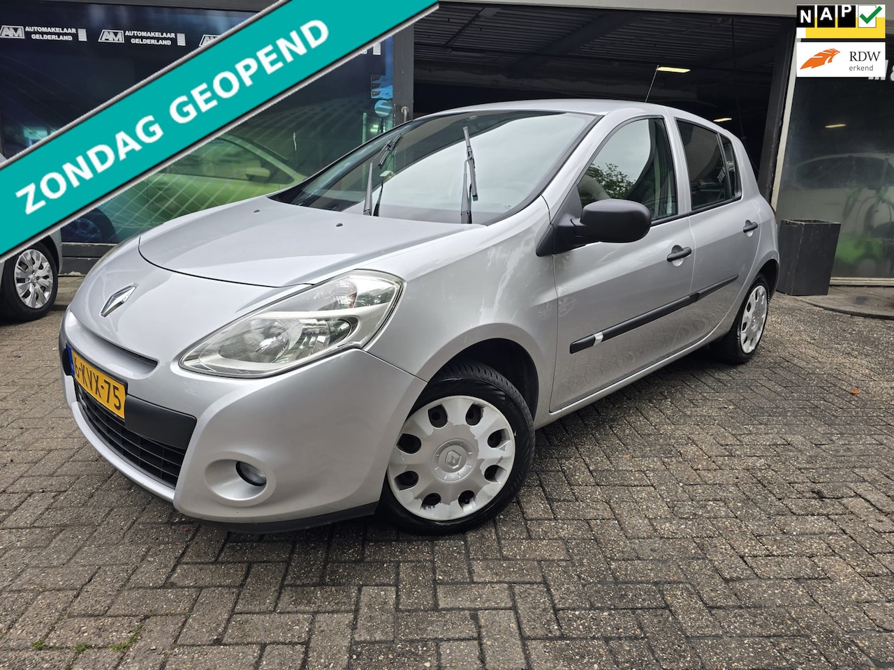 Renault Clio - 1.2 Sélection Business | 2E EIGENAAR | 12MND GARANTIE | AIRCO | ELEC RAMEN | NIEUWE APK | - AutoWereld.nl