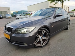 BMW 3-serie - 320i Dynamic Executive CLIMA/HALF LEDER/XENON