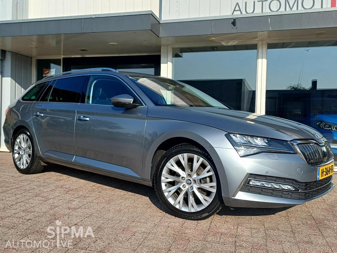 Skoda Superb Combi - 1.4 TSI iV Business Edition 1.4 TSI iV Business Edition - AutoWereld.nl