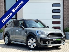 MINI Countryman - 1.5 Cooper Chili Turbo 136 PK / Airco / 17" LM Velgen / Park Sensors / Privacy Glas / Roof