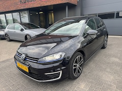 Volkswagen Golf - 1.4 TSI GTE PANO TREKHAAK CRUISE ORIG NL NAP