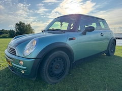 MINI One - 1.6 One Dakhemel laat los km stand niet zichtbaar