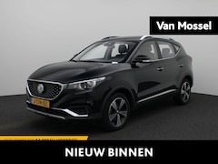 MG ZS - EV Luxury 45 kWh Aut.| Panoramadak | Leder | Navigatie | Camera | Schuifdak | LMV | Airco