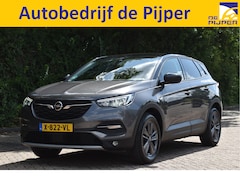 Opel Grandland - 1.2 Turbo Elegance 131 PK Winter pakket | DAB | Carplay / Androidauto | Stoelverwarming 4x