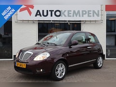 Lancia Y(psilon) - Ypsilon 1.4-16V PLATINO ZEER CHIQUE FIJN RIJDENDE ITALIAANSE SCHONE